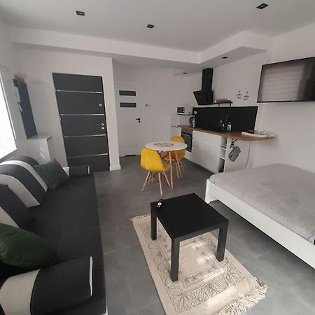 Viva Apartments Oświęcim Exteriör bild